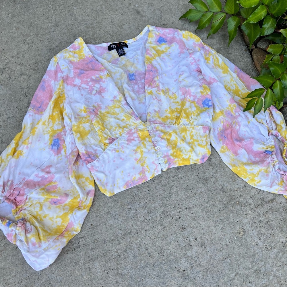 Women’s Iky & Me Pastel Crop Top